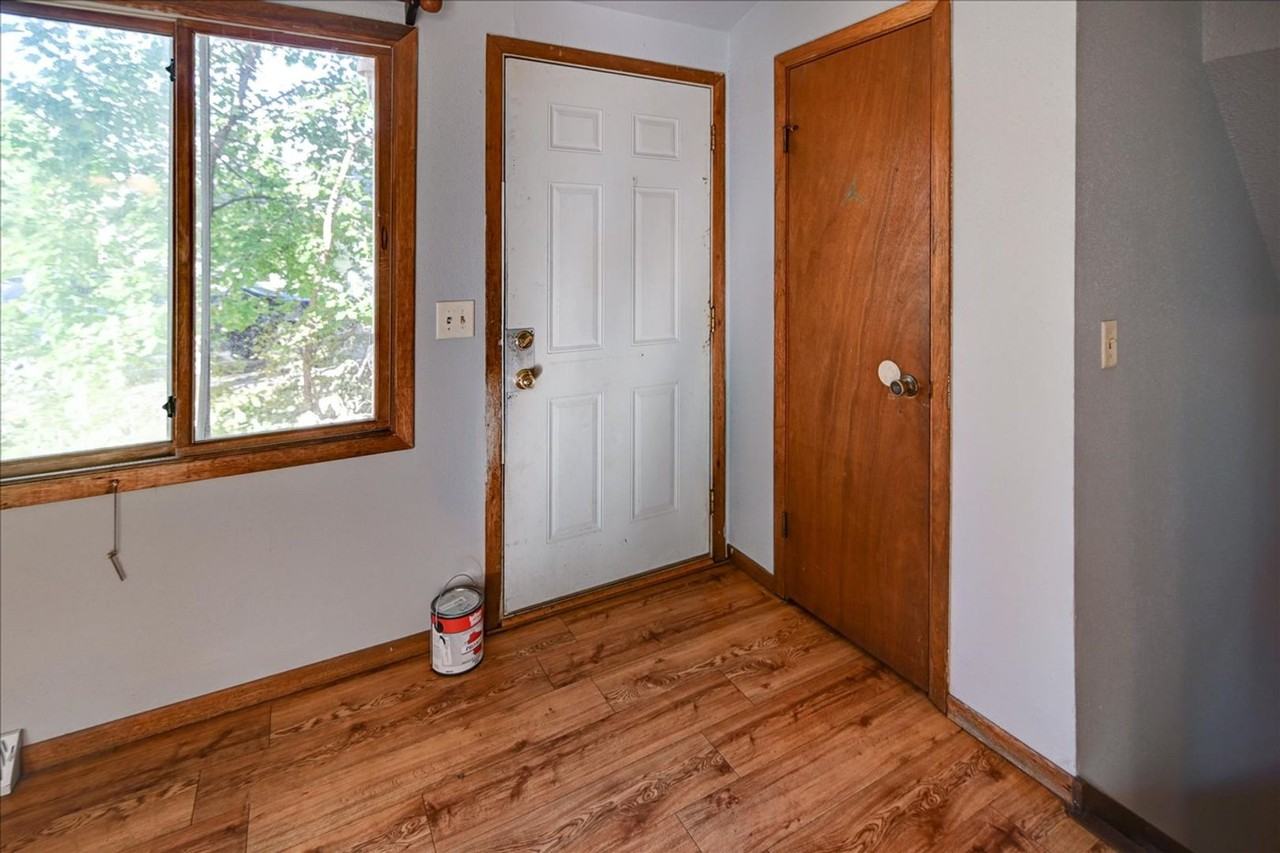 6312 Bettys Ln - Photo 3 of 35