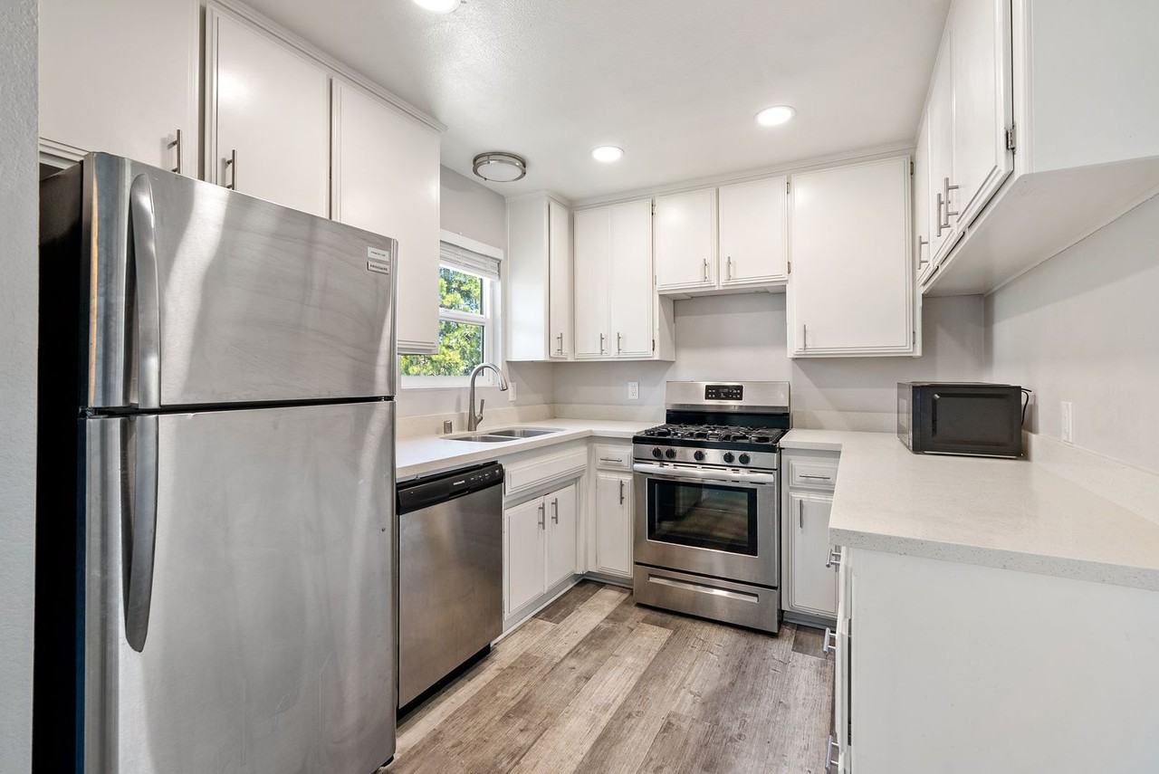 Walnut Properties - Photo 5 of 29