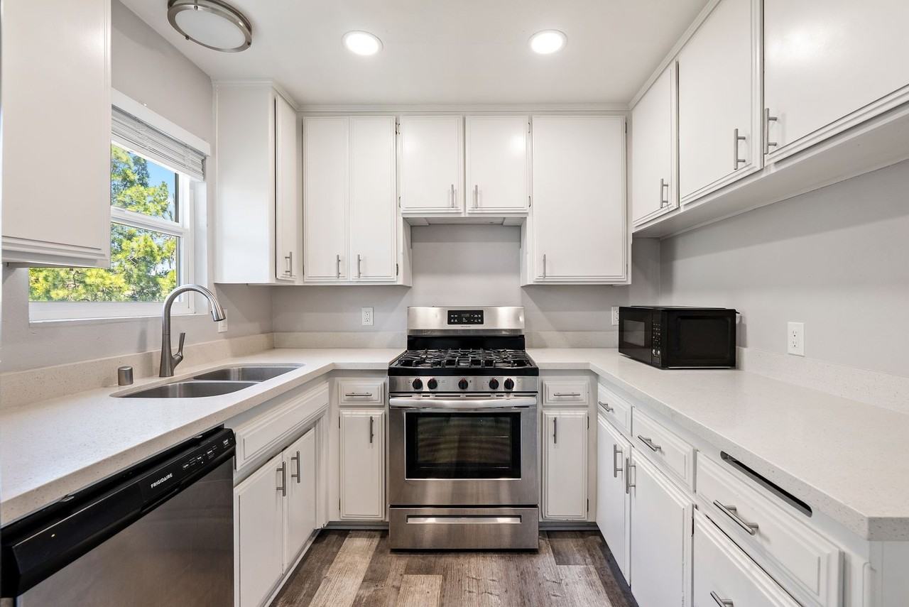 Walnut Properties - Photo 6 of 29