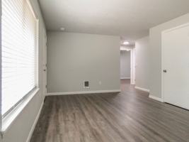 featured image of 880 N Pershing St