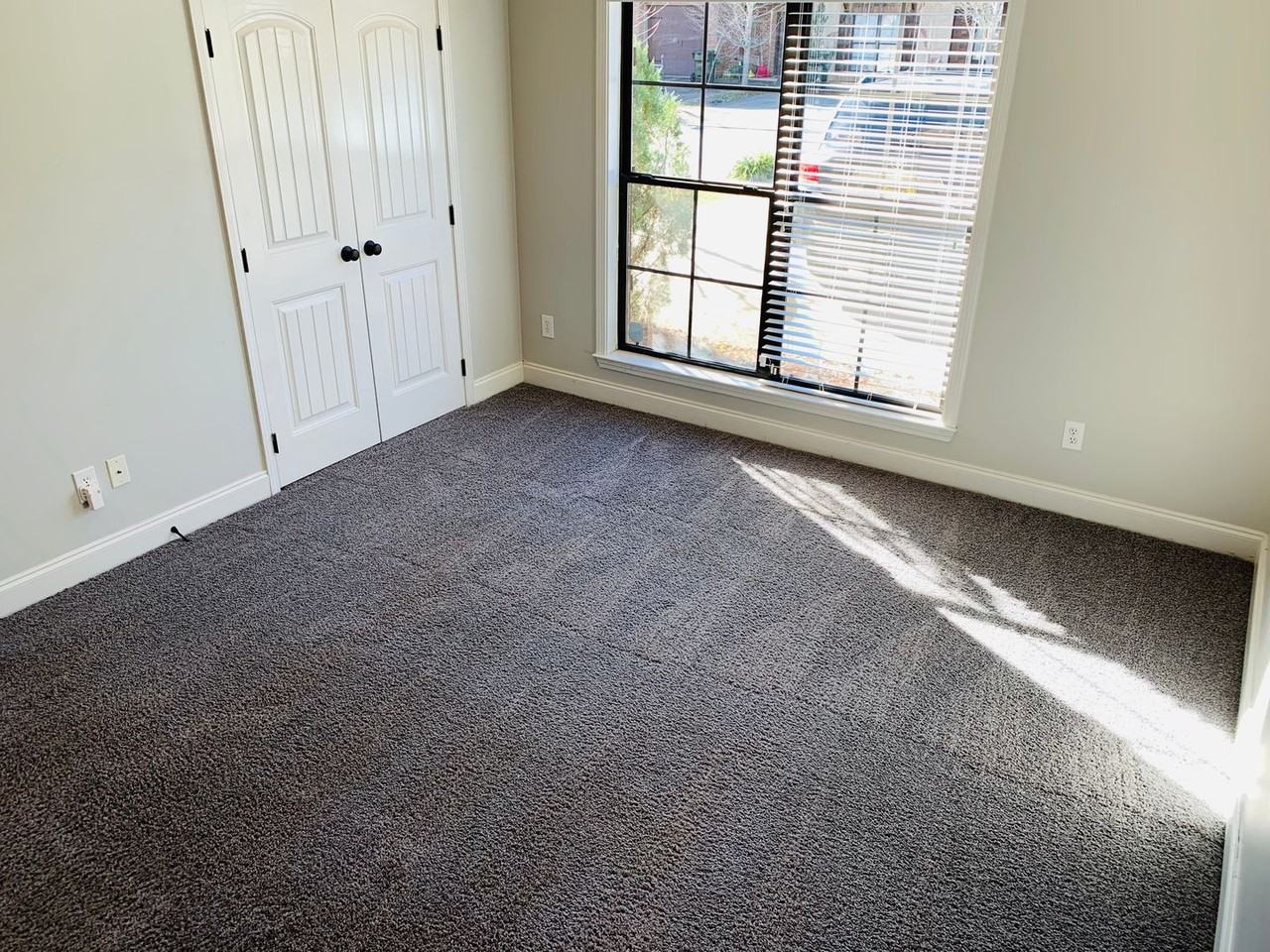 2005 Stephanie Court - Photo 4 of 21