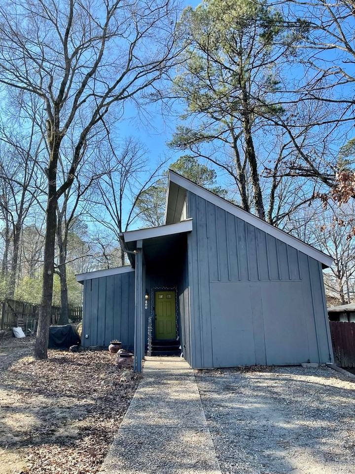 400 Atkins Rd - Photo 2 of 20
