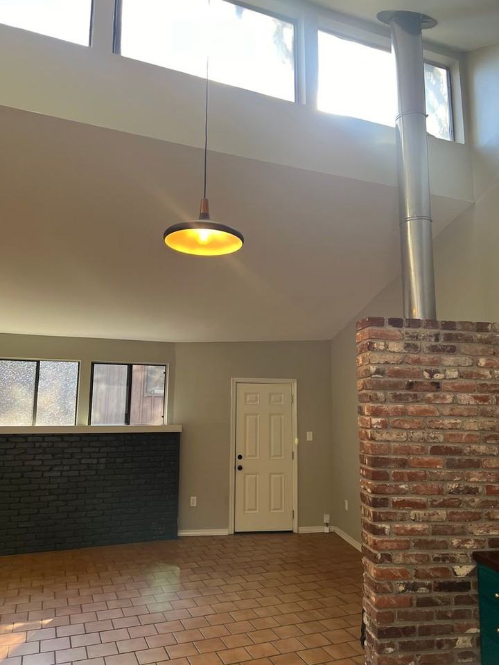 400 Atkins Rd - Photo 5 of 20