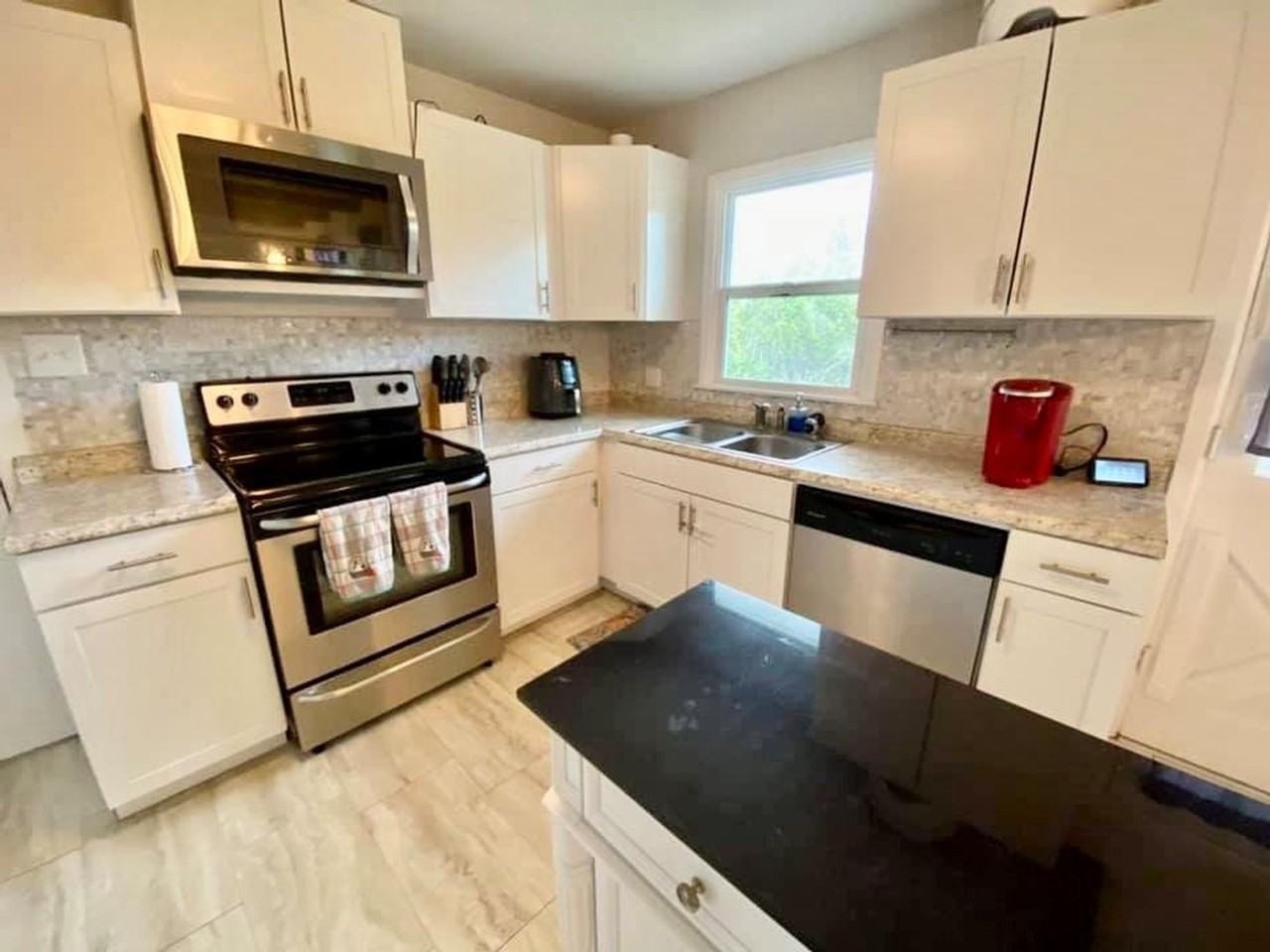 606 S Washington Ave - Photo 3 of 23