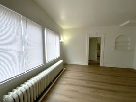 425 W Franklin St - Photo 1 of 1