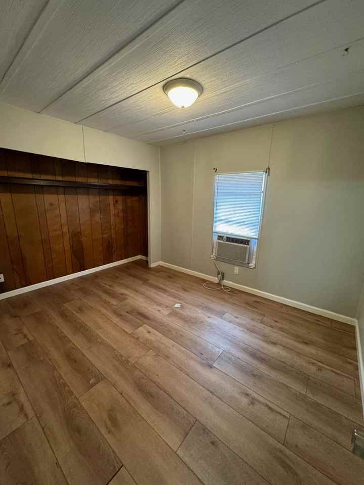 441 Daybreak St - Photo 7 of 8