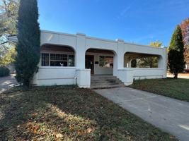 featured image of 1523 W Broadway Ave
