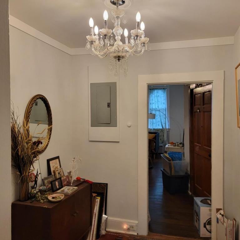 6 Eastman Ter - Photo 5 of 8