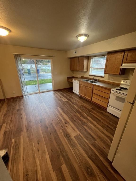 2219 E Lakeside Ave - Photo 7 of 12