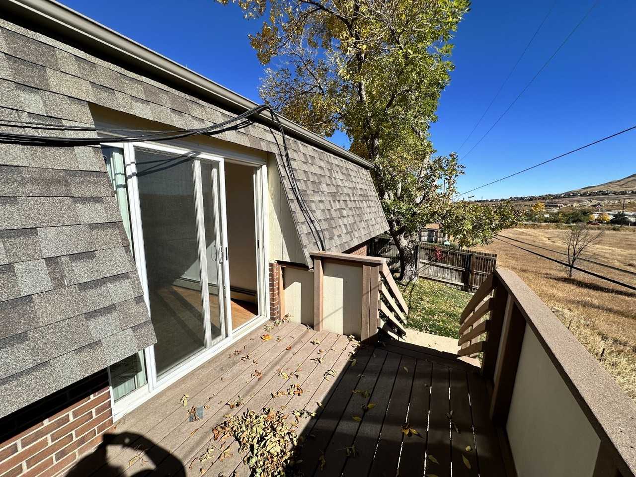 18236 W 3rd Ave Apt 4 - Photo 7 of 33