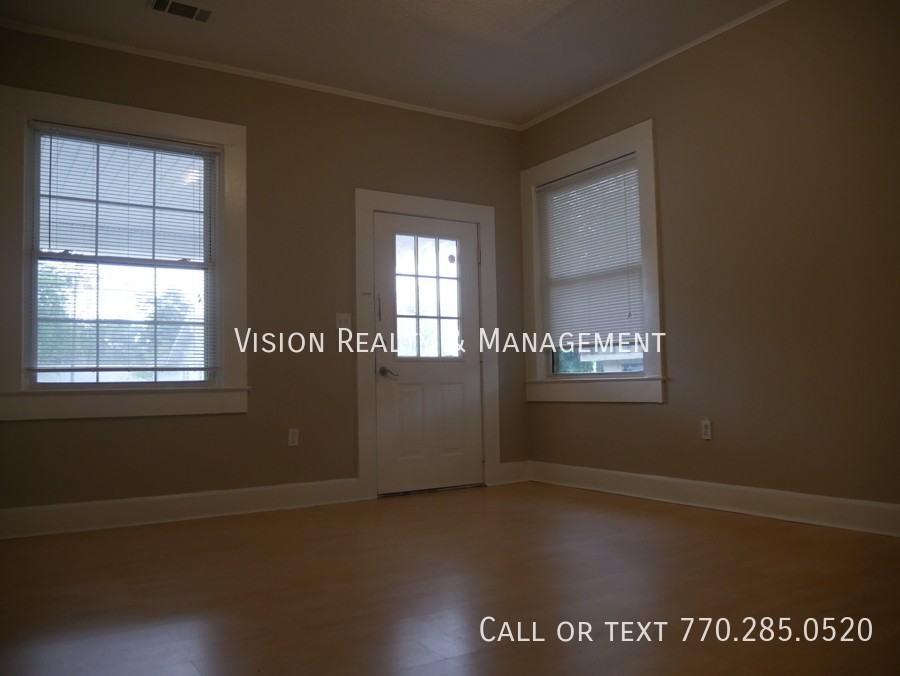 214 Hamilton Avenue #D - Photo 4 of 21