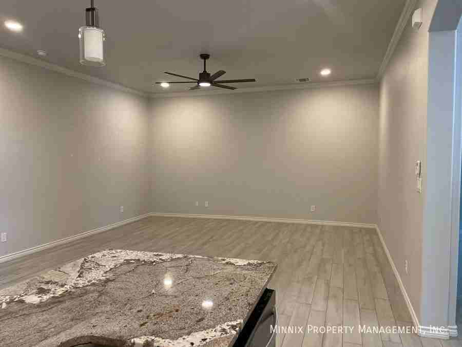 5309 Kilyn Ct - Photo 5 of 19