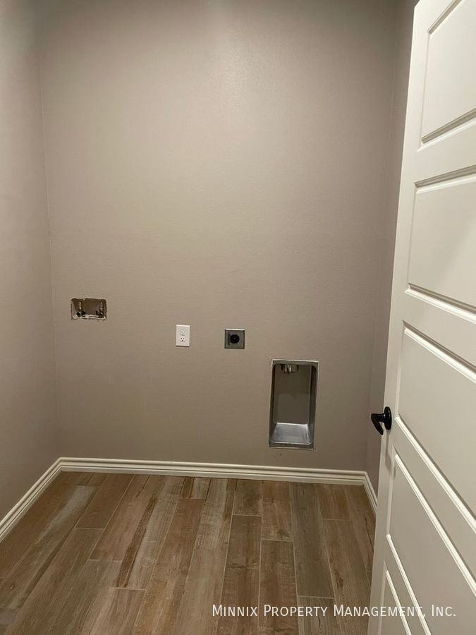 5305 Kilyn Ct - Photo 6 of 14