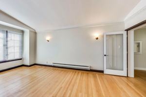 featured image of 885 25th Avenue #304