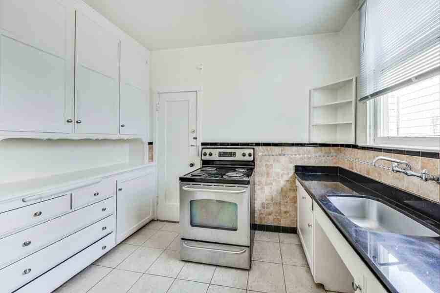 885 25th Ave #304 - Photo 6 of 22