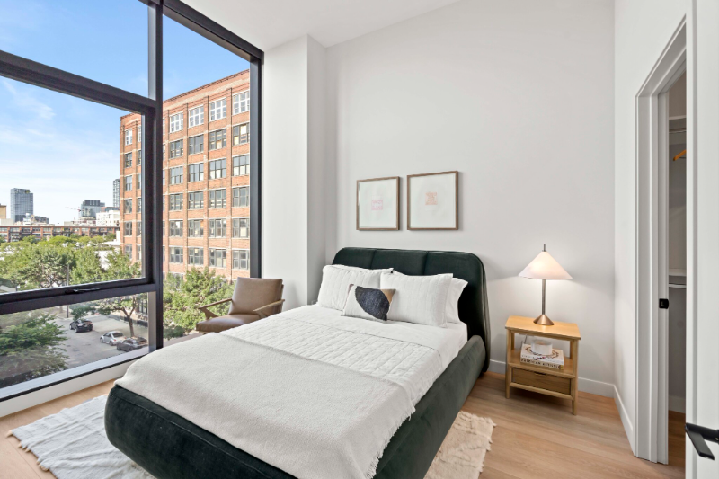 1120 West Van Buren Street #1602 - Photo 5 of 17