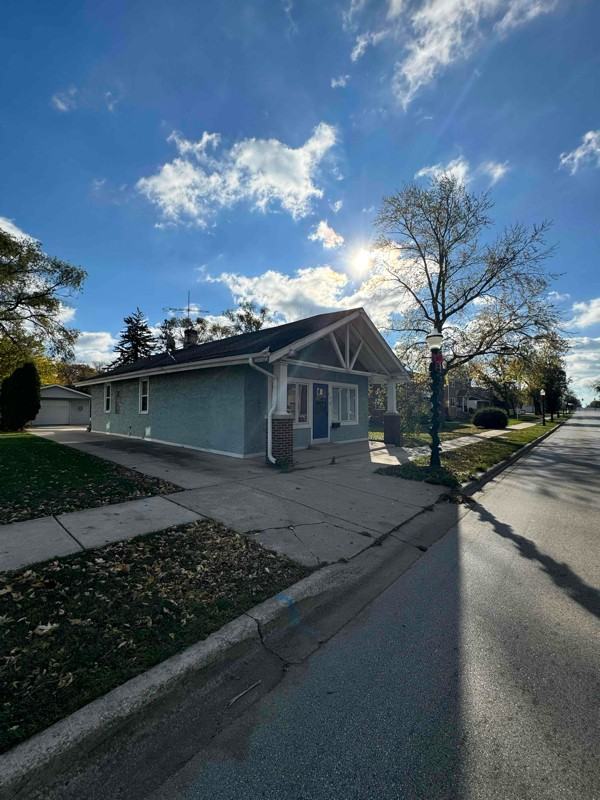 221 S York Rd #1 - Photo 3 of 11