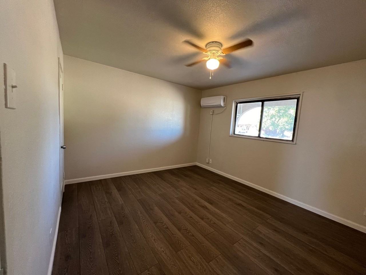 1501 W Hank Ave - Photo 6 of 10
