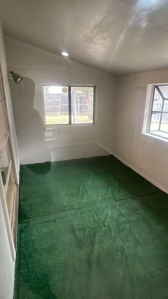 3338 Country Club Drive - Photo 5 of 31