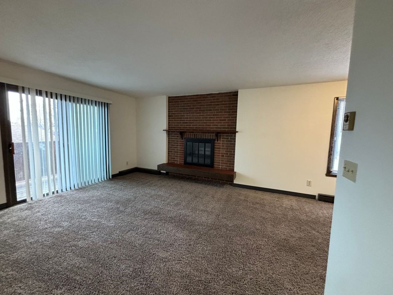 3114 - Photo 3 of 15