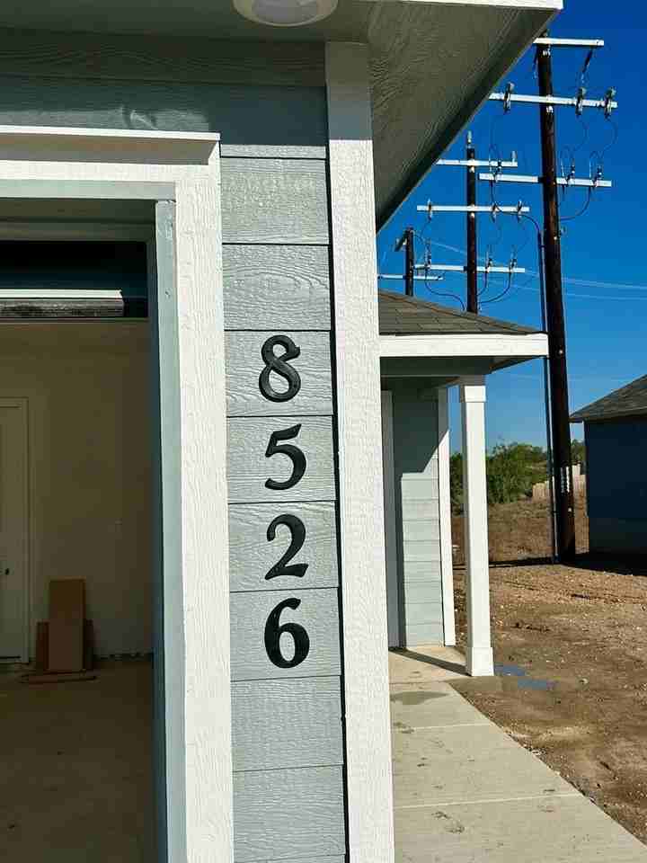 8526 Astral Pl - Photo 3 of 31