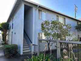 featured image of 300 30th St