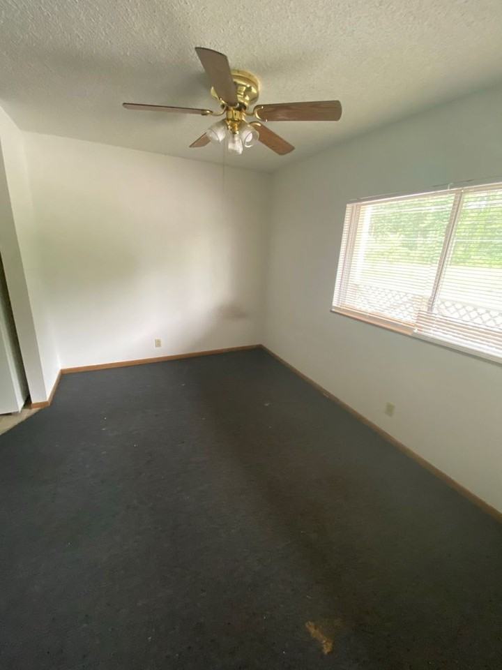 Welcome home to commercial blvd - Photo 6 of 14