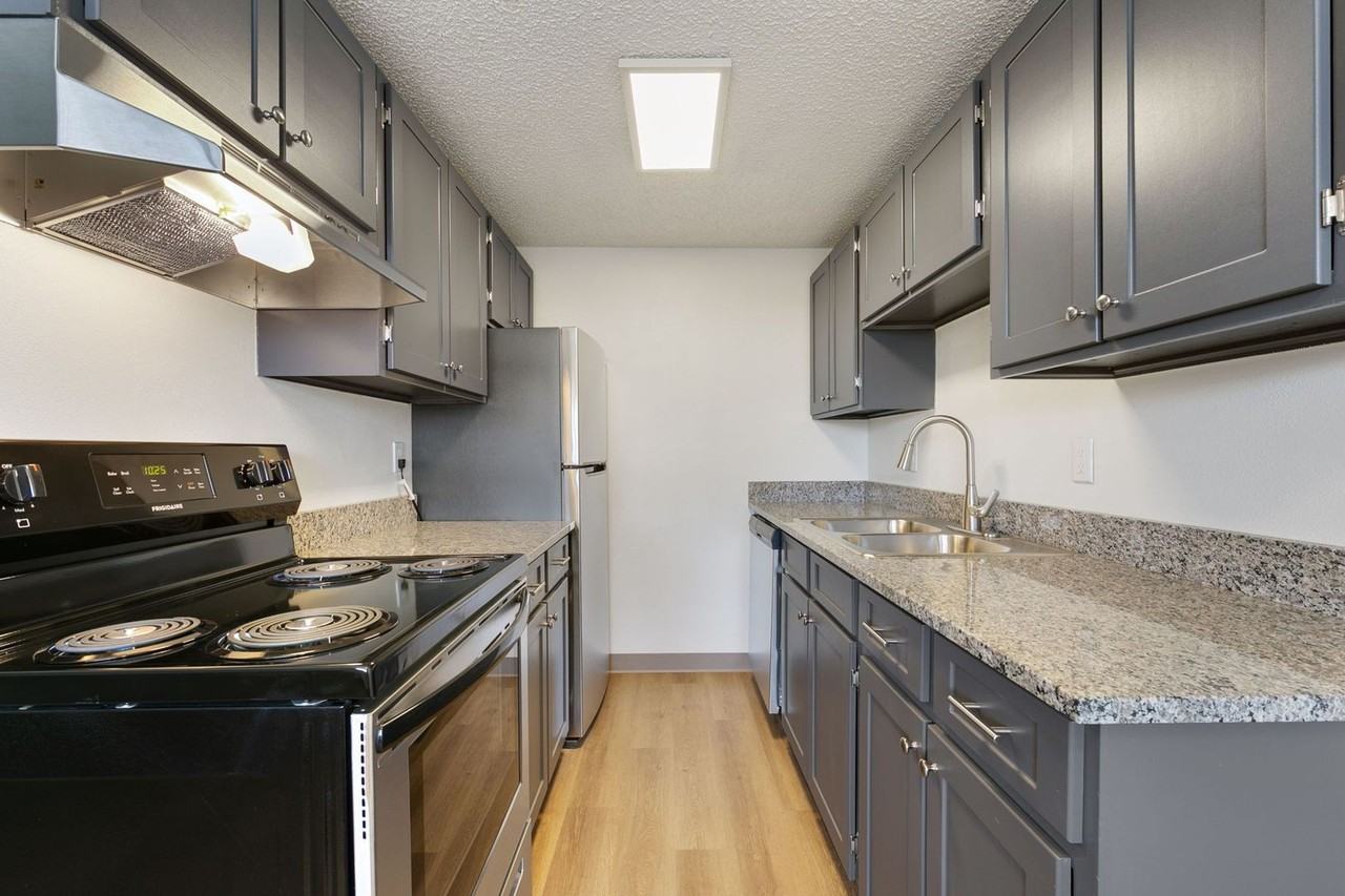 3340 Butternut Dr (15 units) - Photo 5 of 10