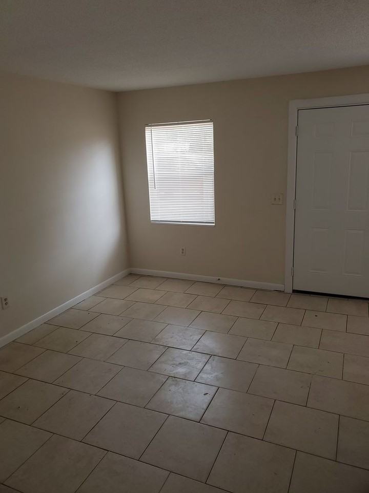 3028 Robert Ave - Photo 6 of 16