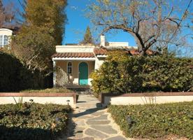 featured image of 1030 College Avenue