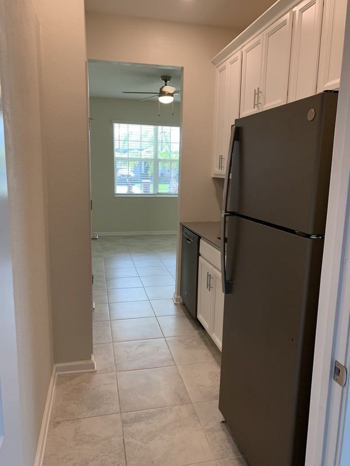 5306 Amersham Ln #B - Photo 5 of 11