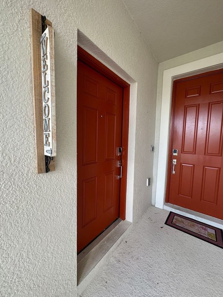 5306 Amersham Ln #B - Photo 2 of 11