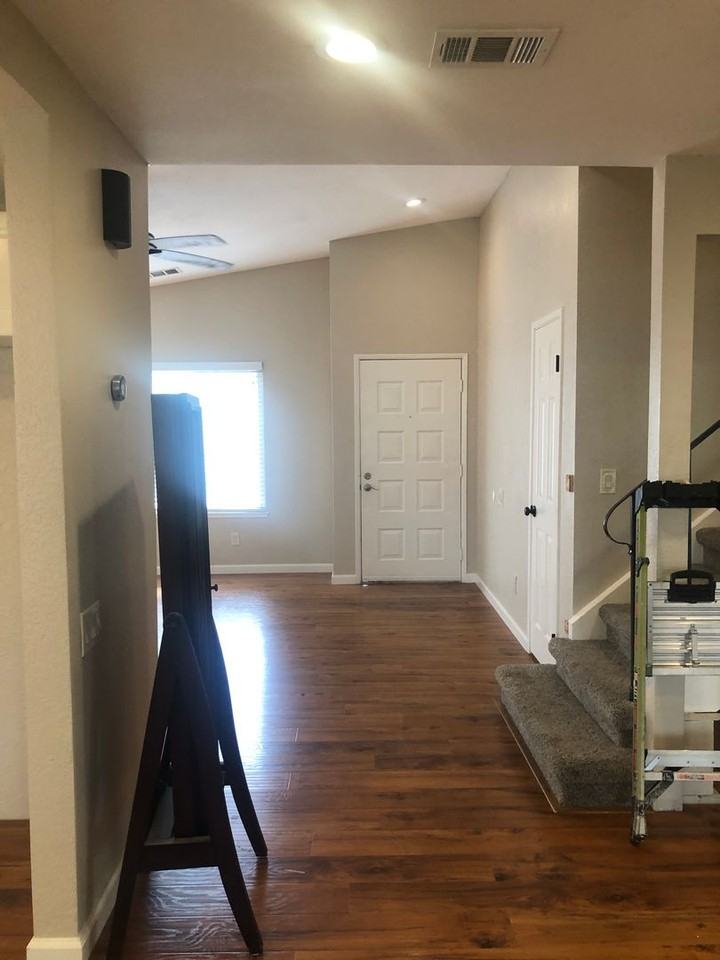 1636 Klamath River Dr - Photo 2 of 8