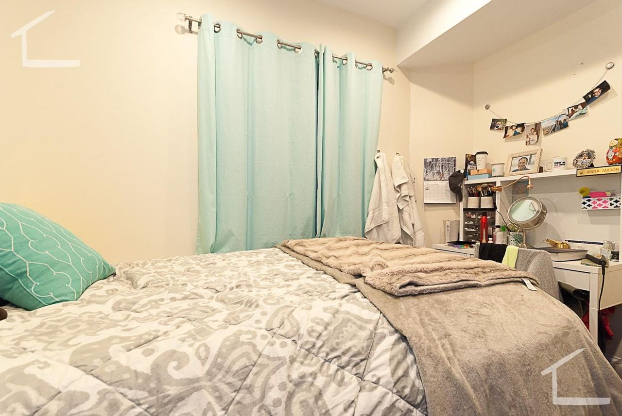 1195 Beacon St - Photo 3 of 10