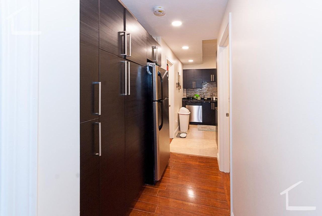 1195 Beacon St - Photo 7 of 10