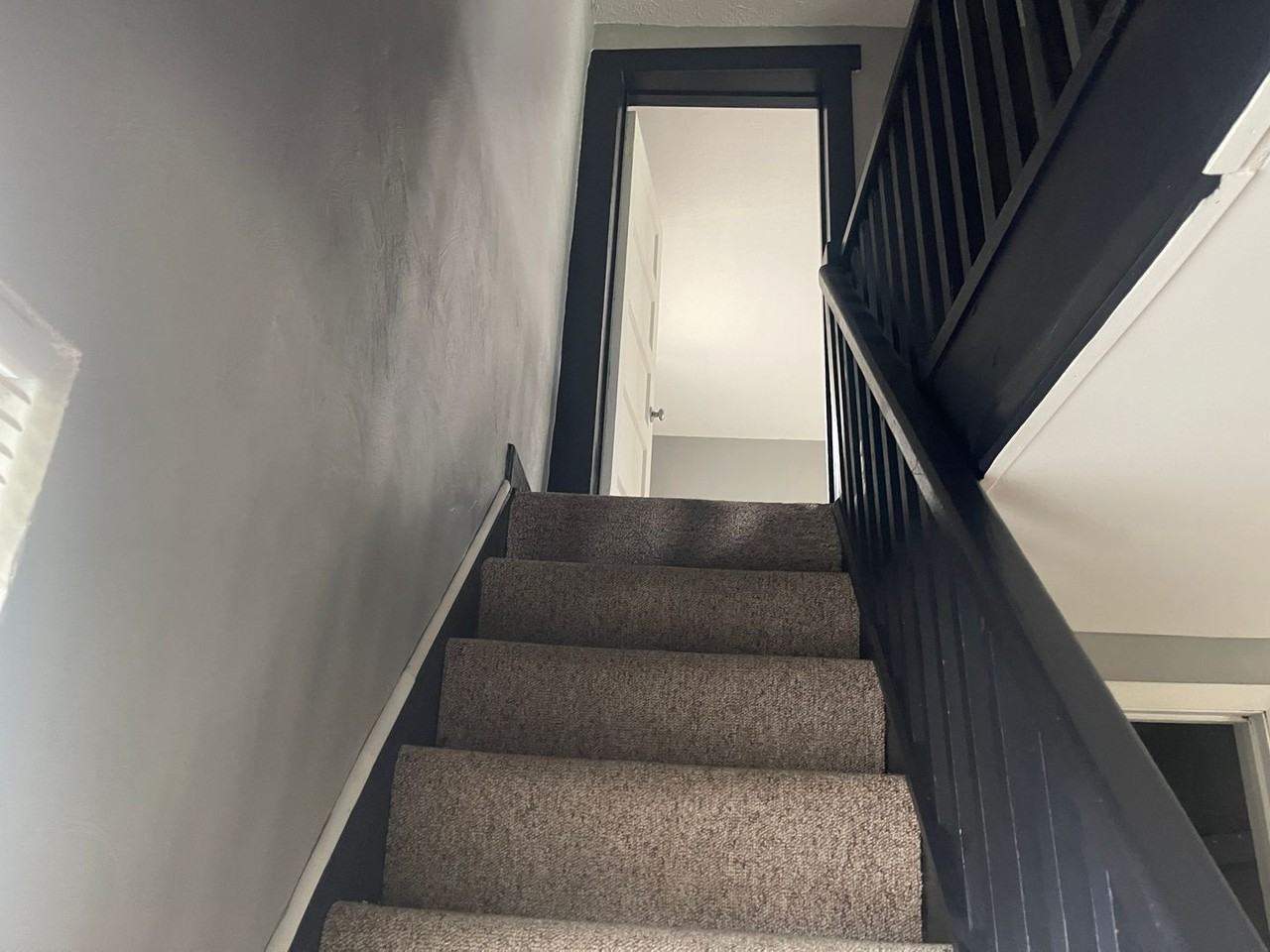 1010 Savey St - Photo 4 of 16