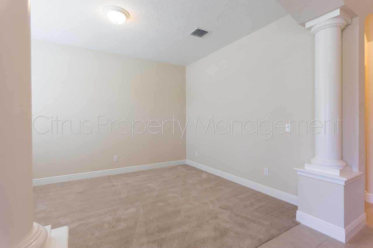 8627 Via Trieste Dr - Photo 5 of 30