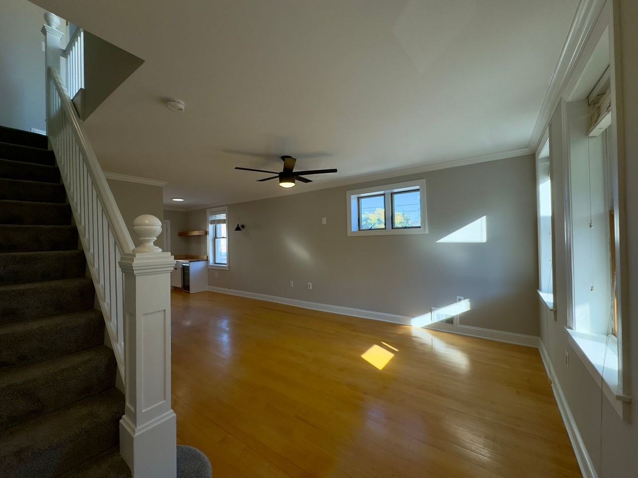 1300 Haubert St - Photo 3 of 18