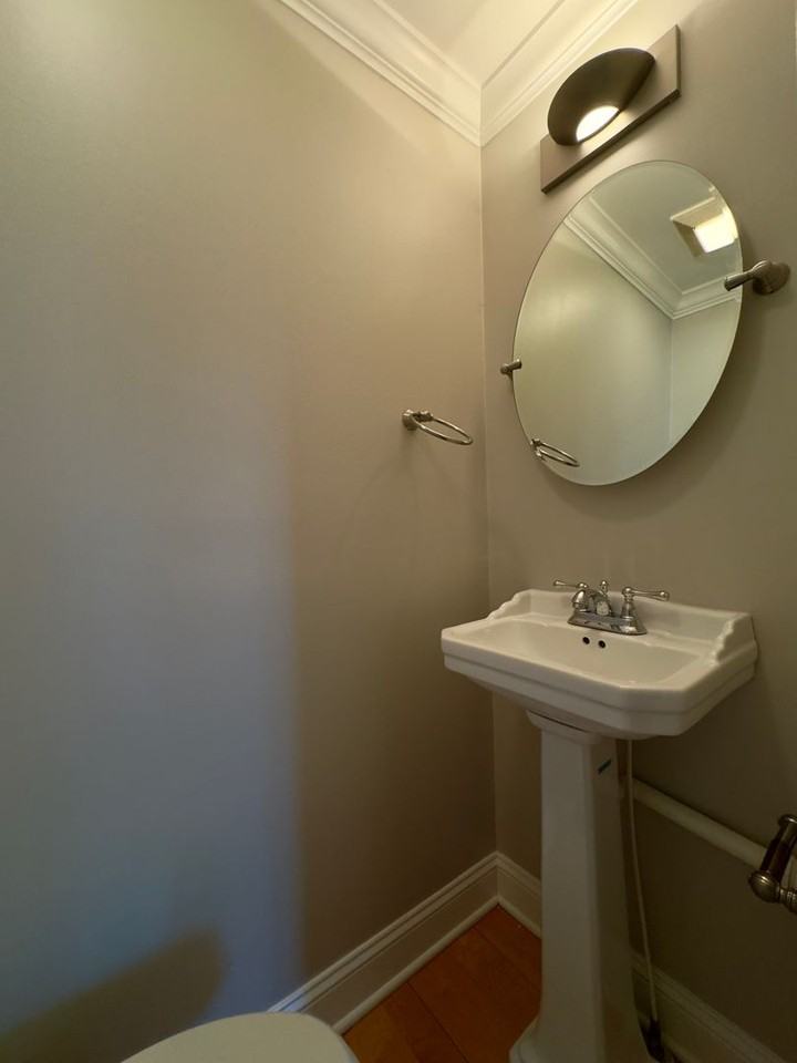 1300 Haubert St - Photo 7 of 18