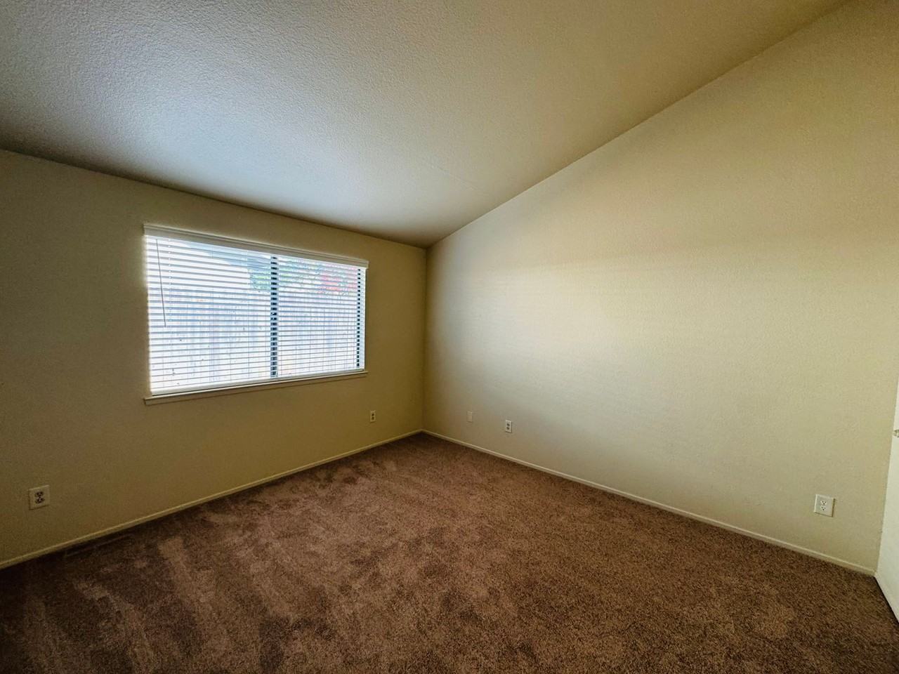 125 E Edmundson Ave #A - Photo 7 of 12