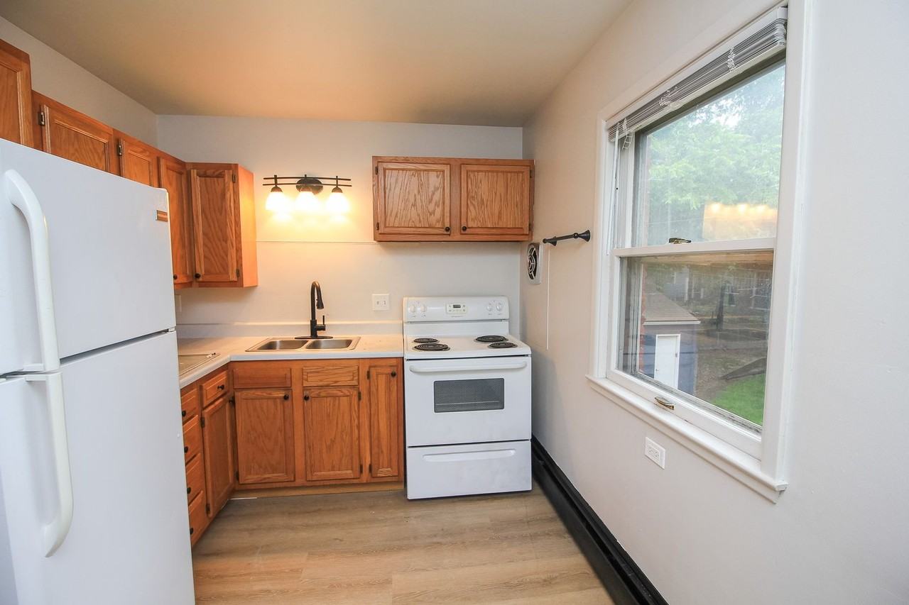 Uptown Flats - Photo 3 of 12