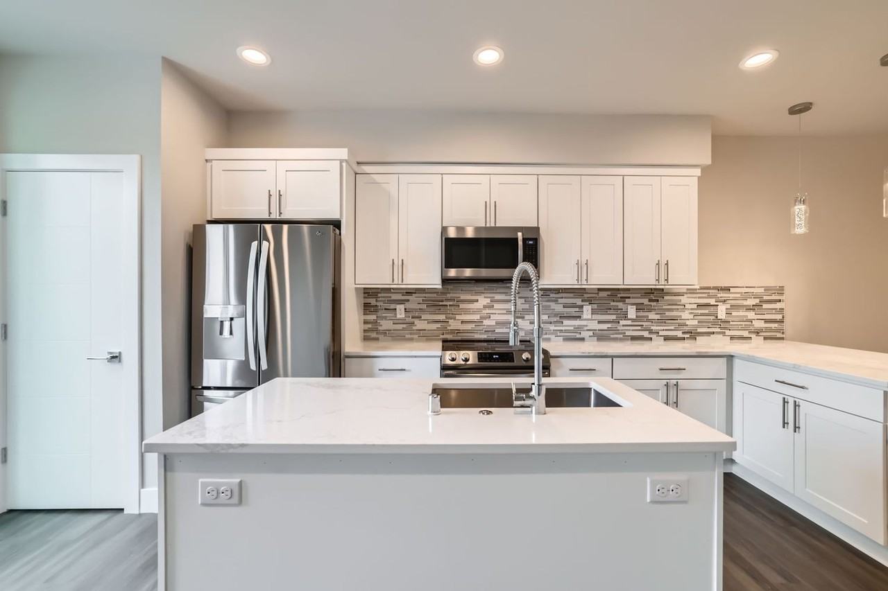 5020 148th St Sw - Photo 3 of 28