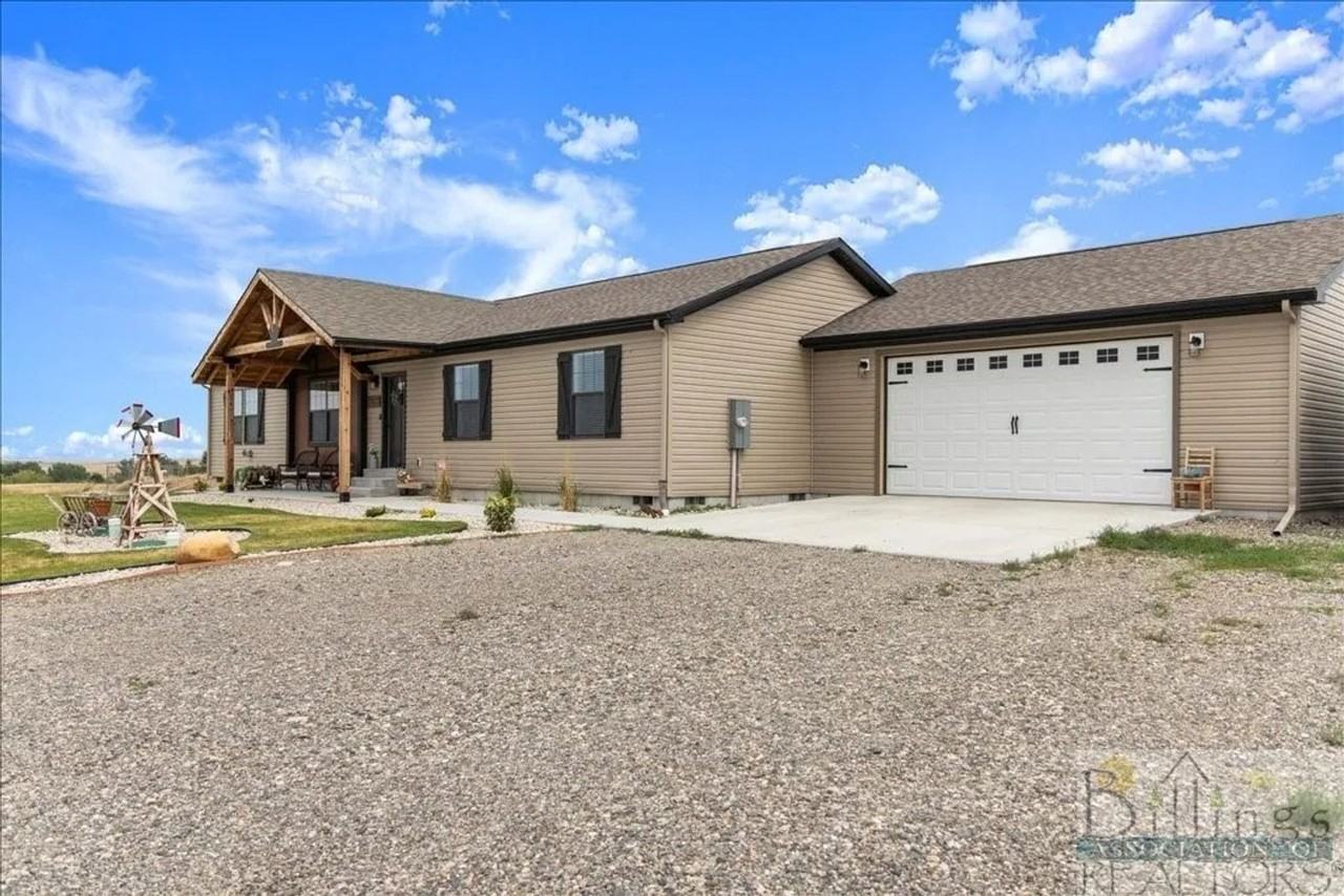 3701 Lenny Ln - Photo 2 of 28