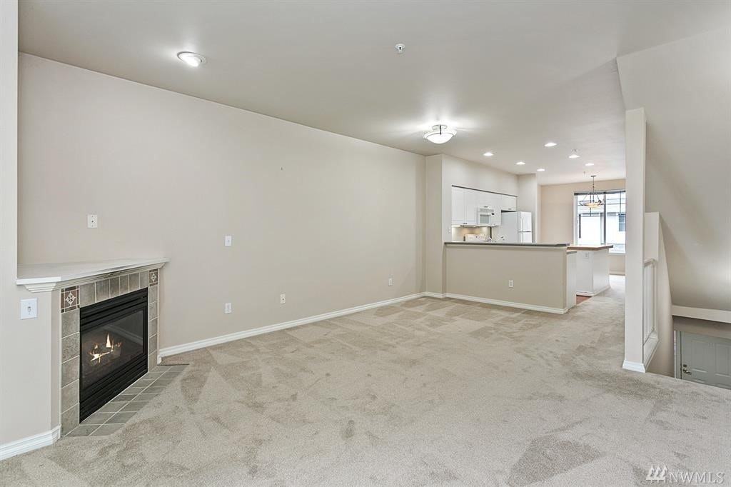 16125 Juanita Woodinville Way Northeast, Unit 2004 - Photo 3 of 19