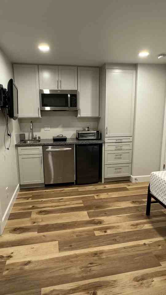 1849 Potrero Drive, Unit Studio - Photo 3 of 19