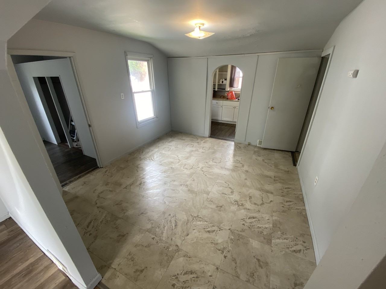 507 W 44th St #507 - Photo 3 of 7