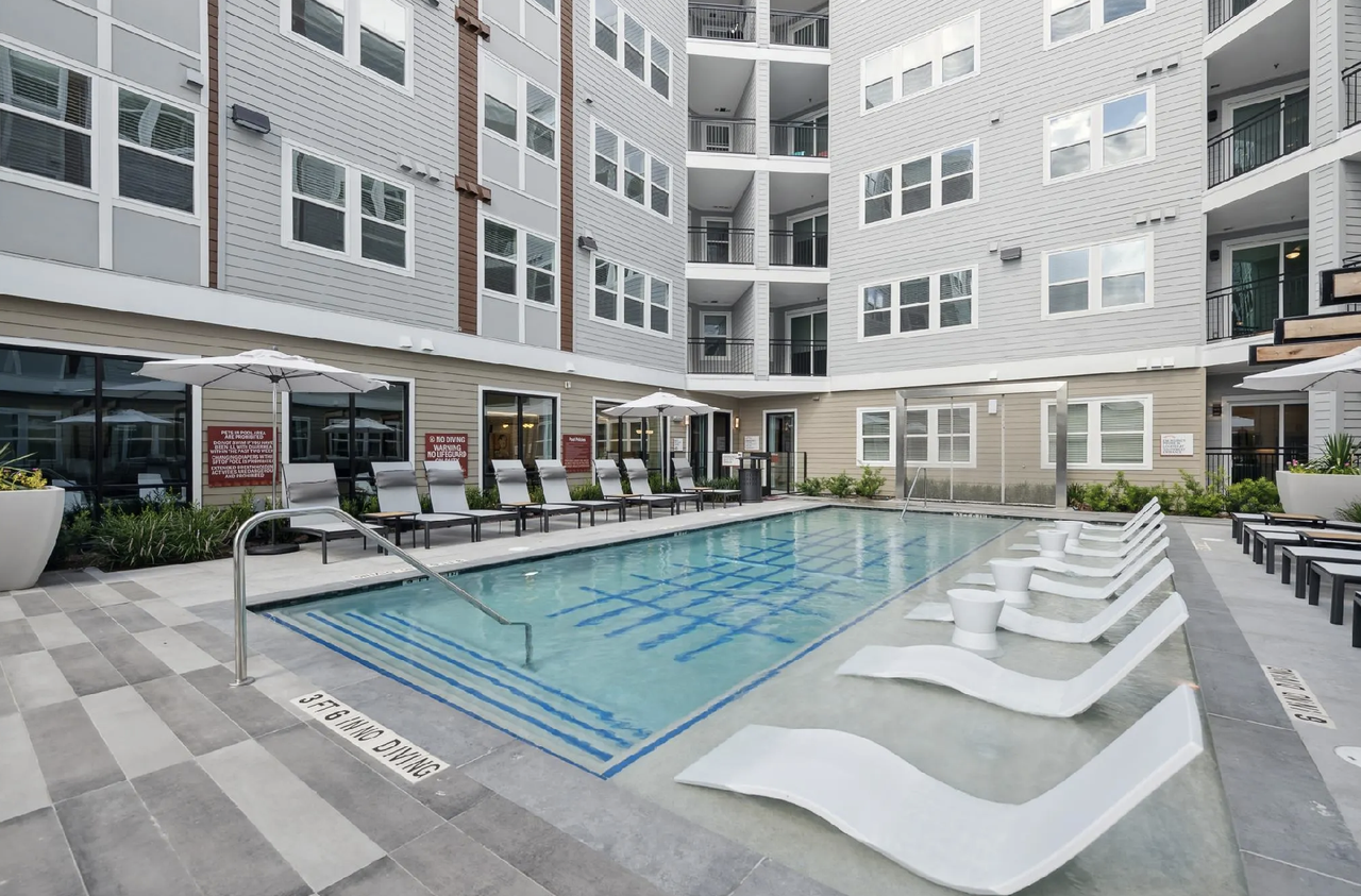 8401 Burnet Road - Photo 5 of 11