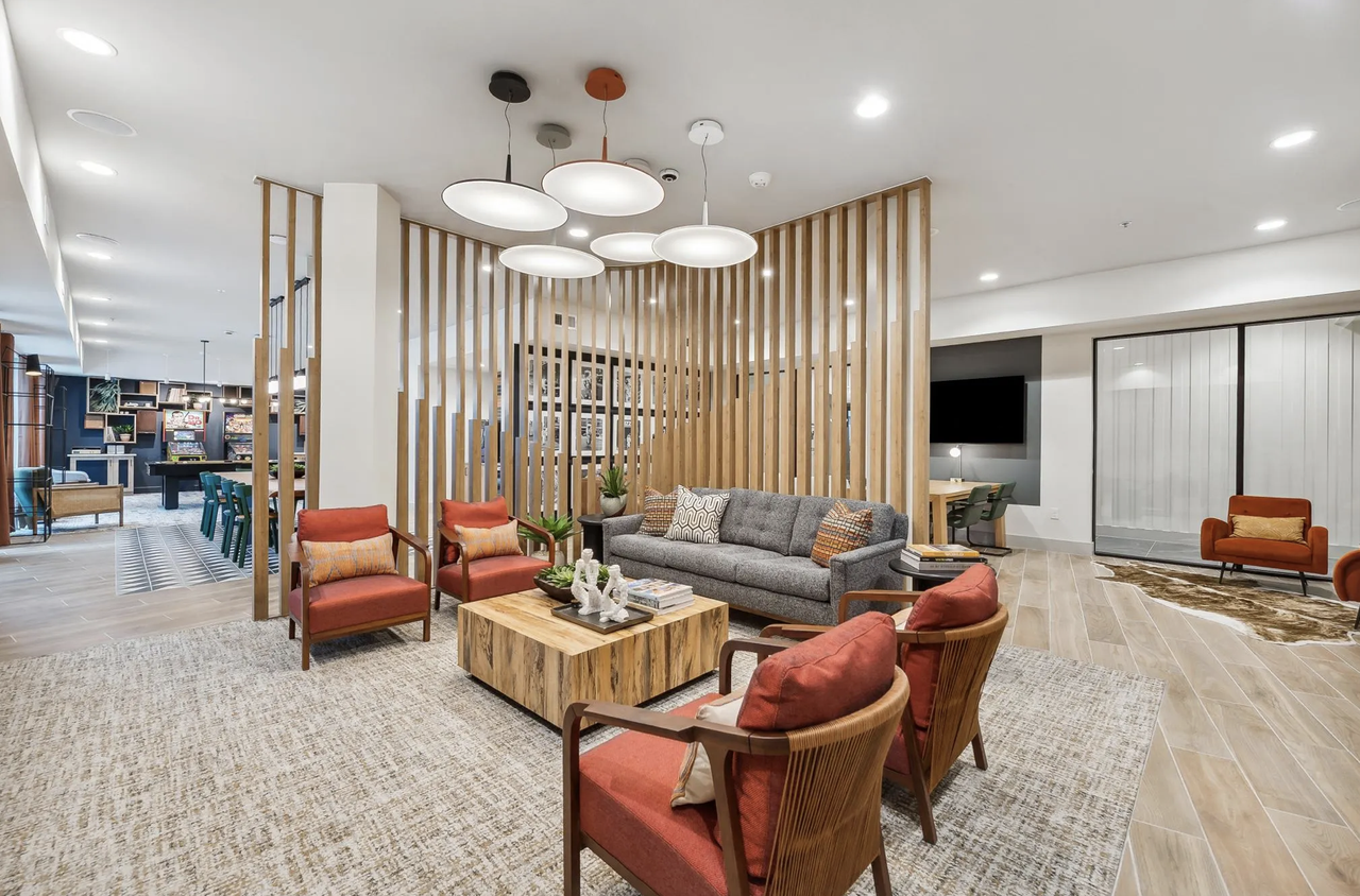 8401 Burnet Road - Photo 6 of 11