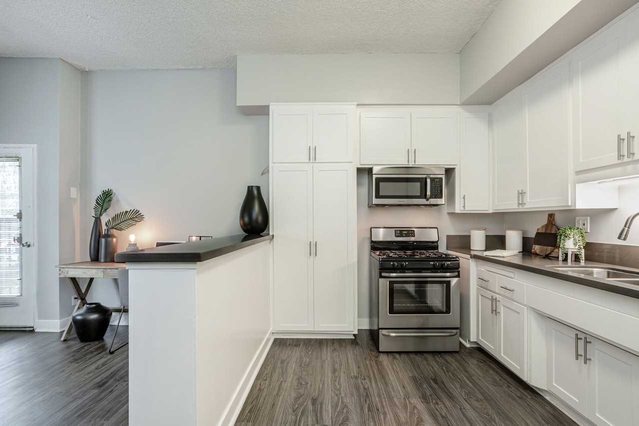 Axiom Westwood - Photo 2 of 21