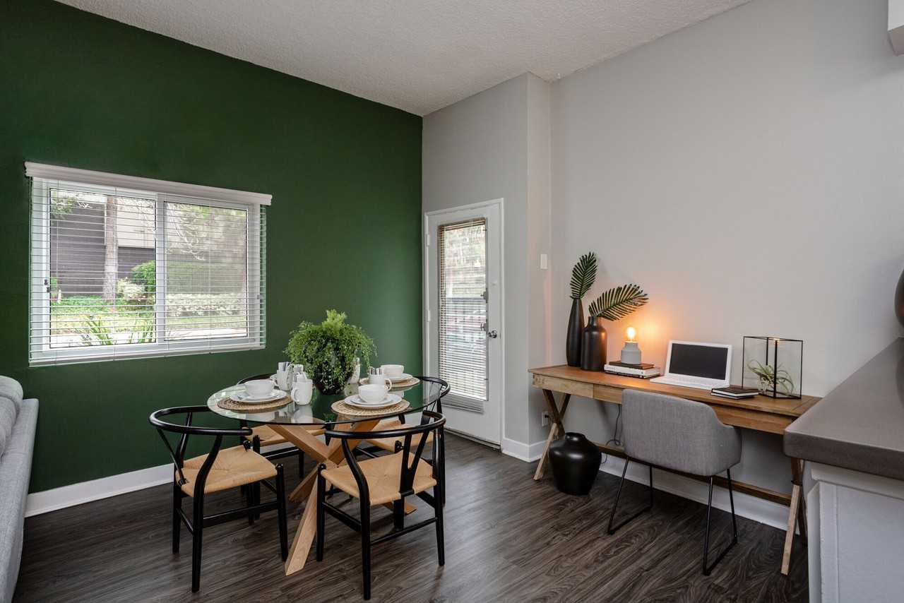 Axiom Westwood - Photo 4 of 21